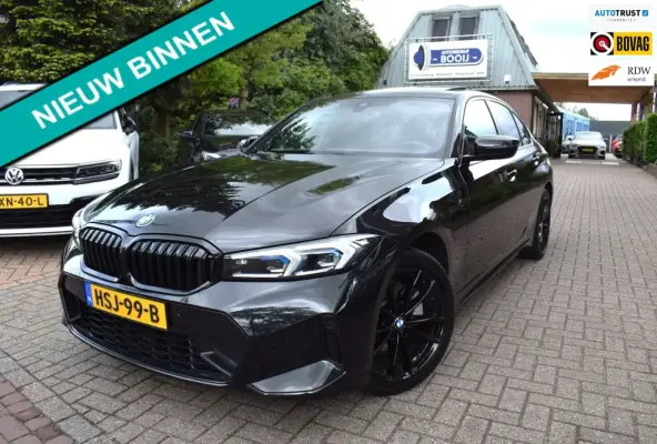 330e M-PAKKET/OPEN DAK /HEAD-UP/CAMERA/CARPLAY/SFEERVERLICHTING/LASER/MEMORY/BJ 2024