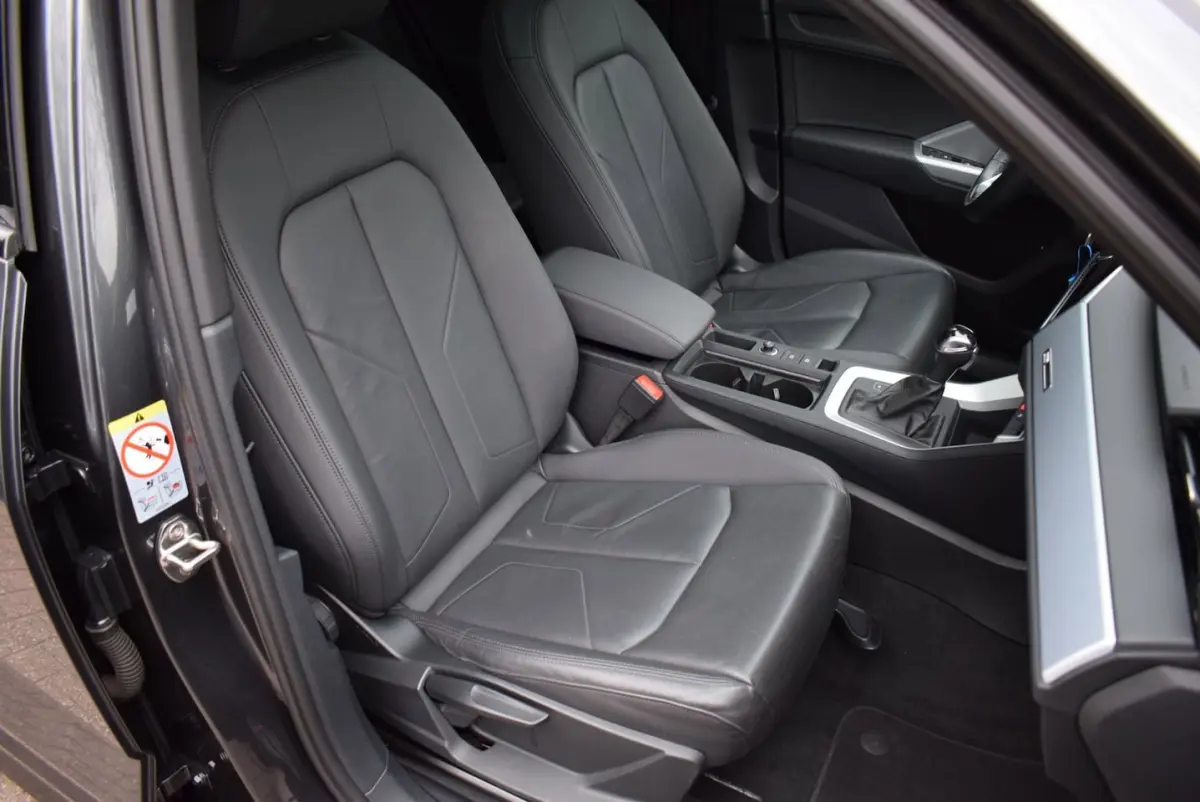 35 TFSI S-LINE AUTOM/PANO DAK/LEDER/NAVI/CARPLAY/CAMERA/CRUISE/AIRCO-ECC/BLUETOOTH/TREKH/P