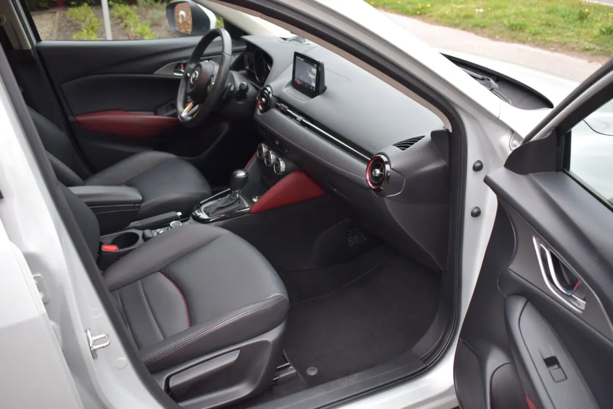 2.0 SkyActiv-G 120 SkyLease GT AUTOM/CRUISE/NAVI/CARPLAY/AIRCO-ECC/PANO/CAMERA/BLUETOOT/PD
