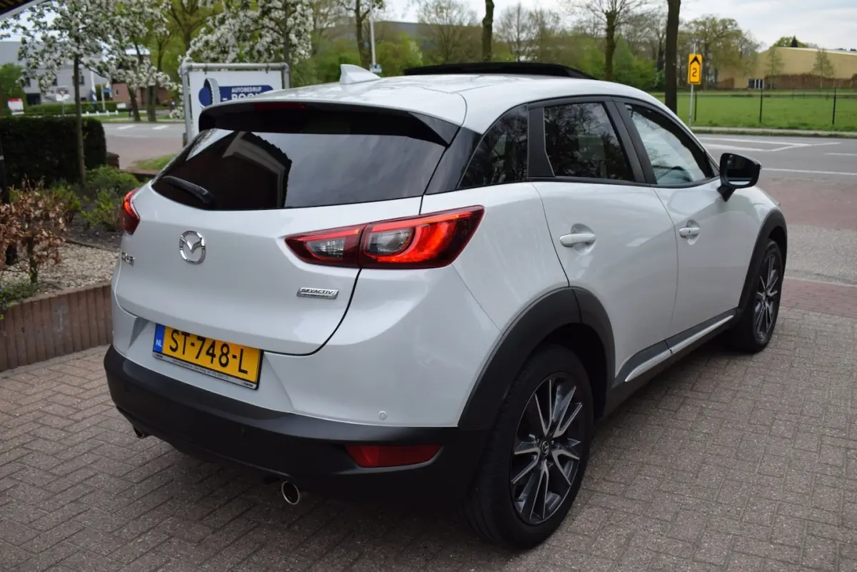 2.0 SkyActiv-G 120 SkyLease GT AUTOM/CRUISE/NAVI/CARPLAY/AIRCO-ECC/PANO/CAMERA/BLUETOOT/PD