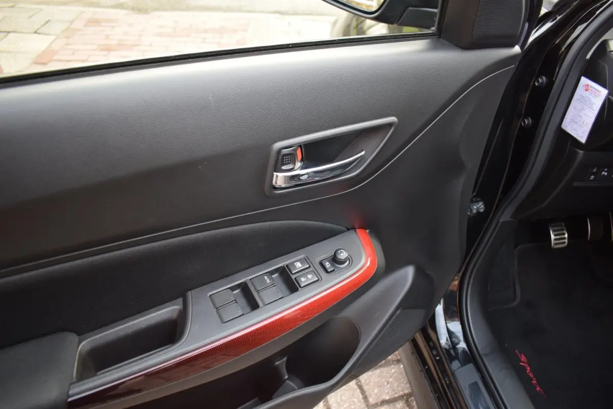 1.4 Sport Smart Hybrid NAVI/ADAP CRUISE/AIRCO-ECC/PDC/NL AUTO/CAMERA/BLUETOOTH/XENON/KEYLE