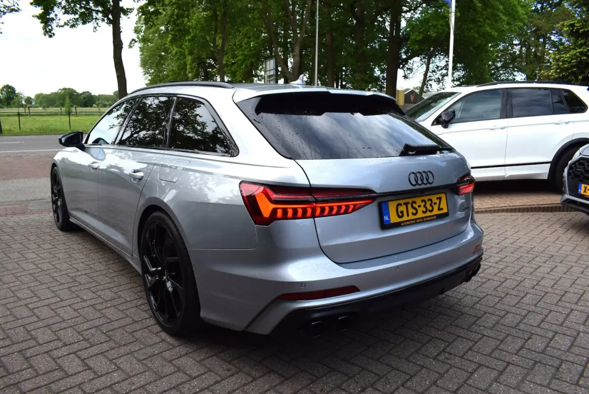 55 TFSI e quattro Pro Line S Competition/367 PK/PANODAK/ADAP-CRUISE/CARPLAY/360 CAMERA/STO