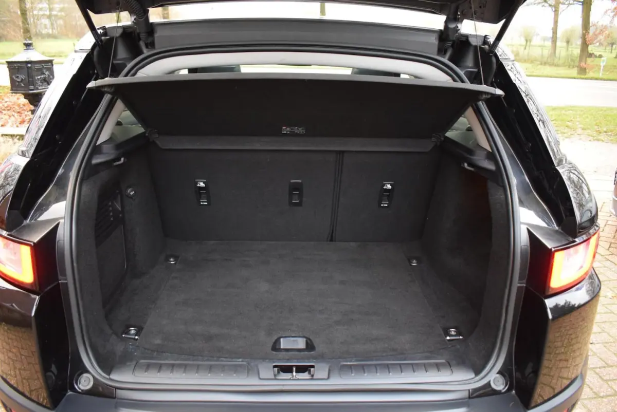2.0 Si4 SE Dynamic AUTOM/NAVI/CRUISE/PANO/PDC V+A/CAMERA/LEDER/BLUETOOTH/LMW 18"/STUUR EN