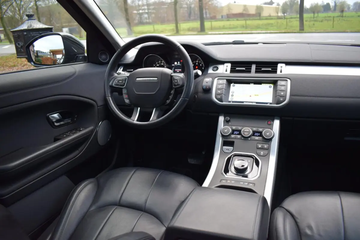 2.0 Si4 SE Dynamic AUTOM/NAVI/CRUISE/PANO/PDC V+A/CAMERA/LEDER/BLUETOOTH/LMW 18"/STUUR EN