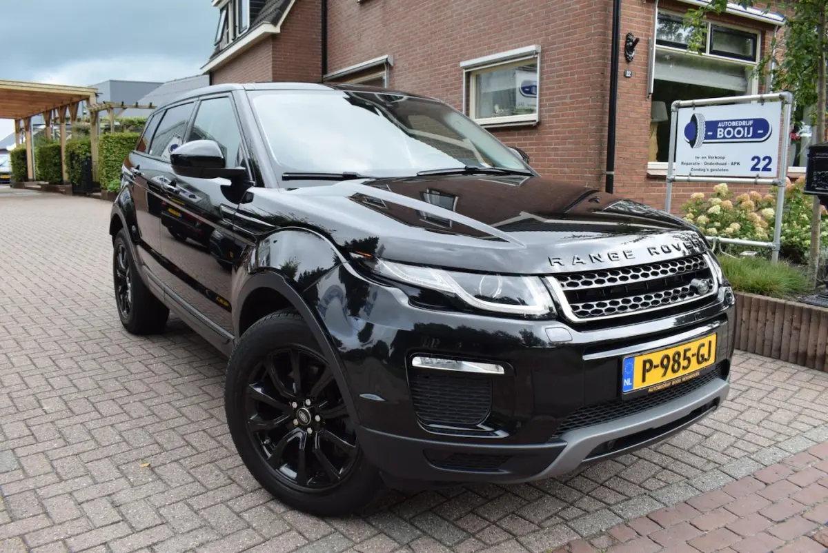 2.0 Si4 SE Dynamic AUTOM/NAVI/CRUISE/PANO/PDC V+A/CAMERA/LEDER/BLUETOOTH/LMW 18"/STUUR EN