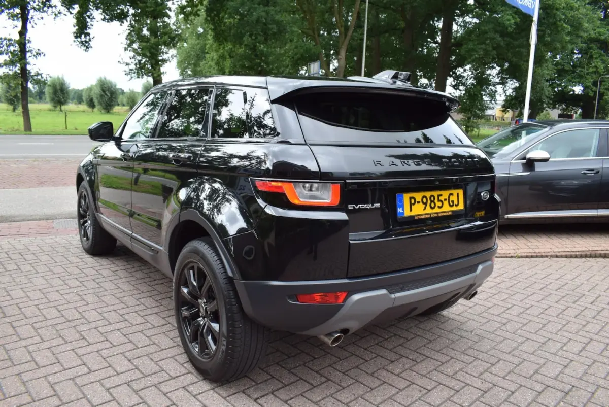 2.0 Si4 SE Dynamic AUTOM/NAVI/CRUISE/PANO/PDC V+A/CAMERA/LEDER/BLUETOOTH/LMW 18"/STUUR EN