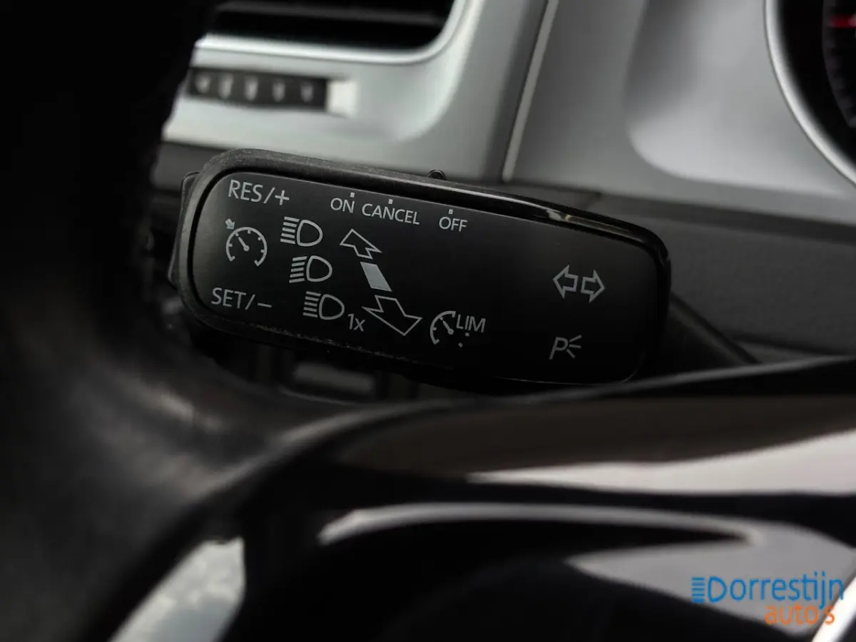 1.0 TSI | CarPlay | Navi | Cruise | Airco | NAP