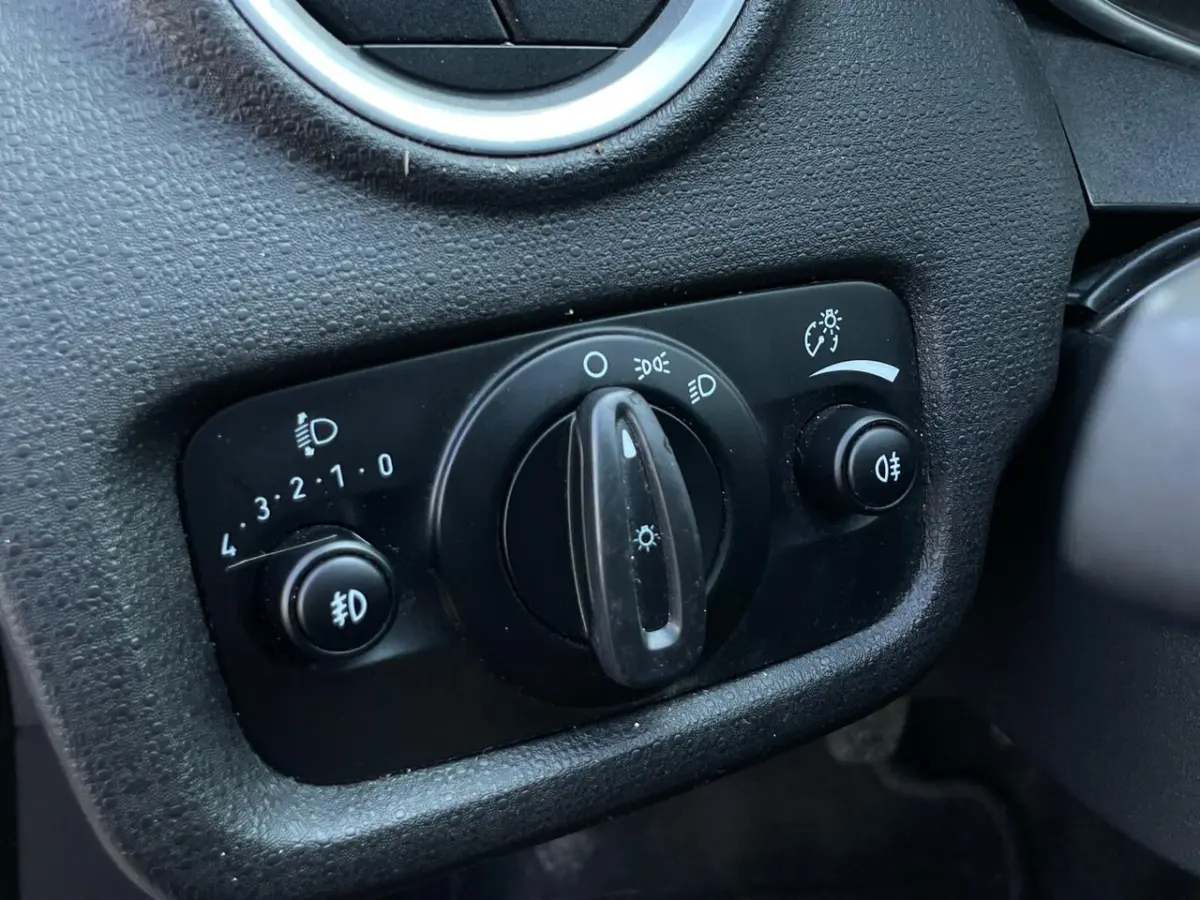 1.0 Style Ultimate/Airco/Navi/PDC/NL Auto