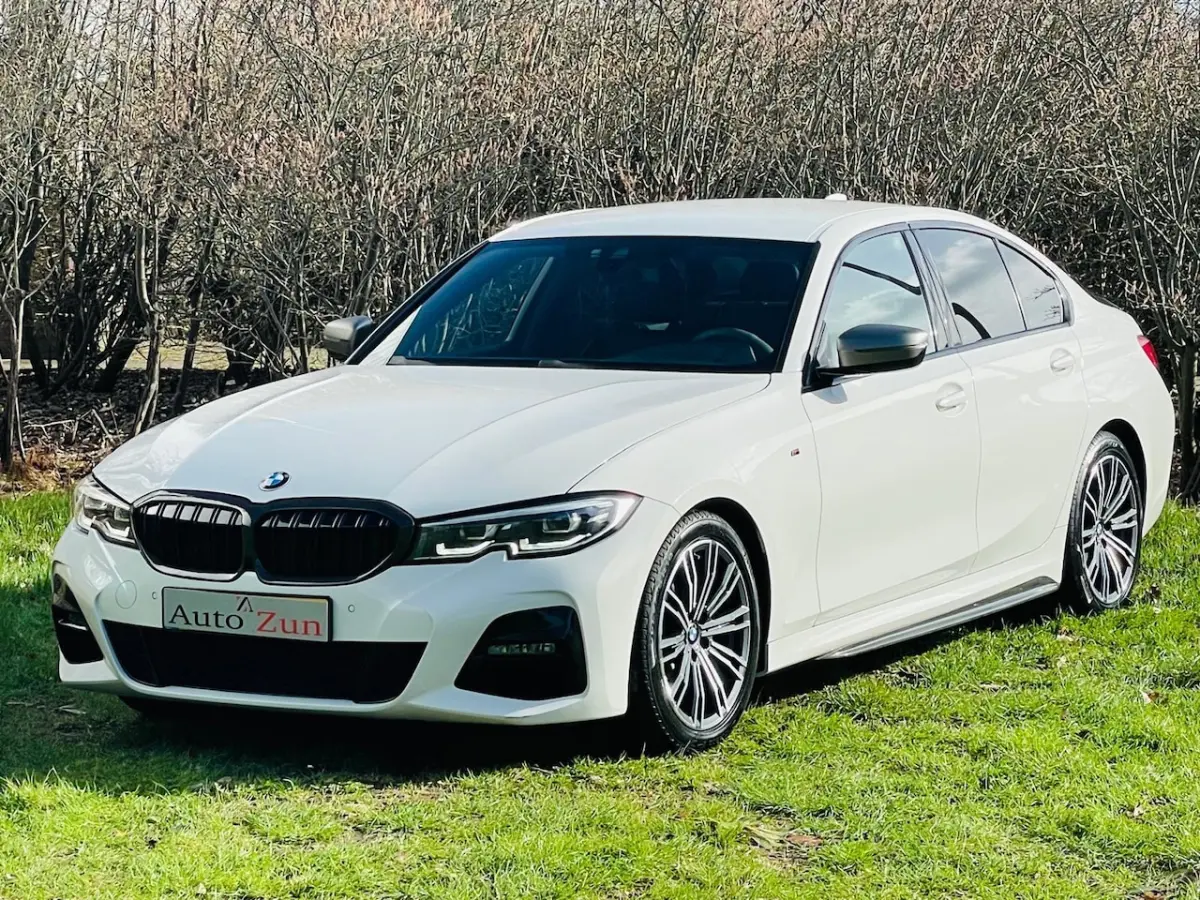 320i Business Edition M Sport pakket Automaat Navi CarPlay Carbon pakket/NL Auto