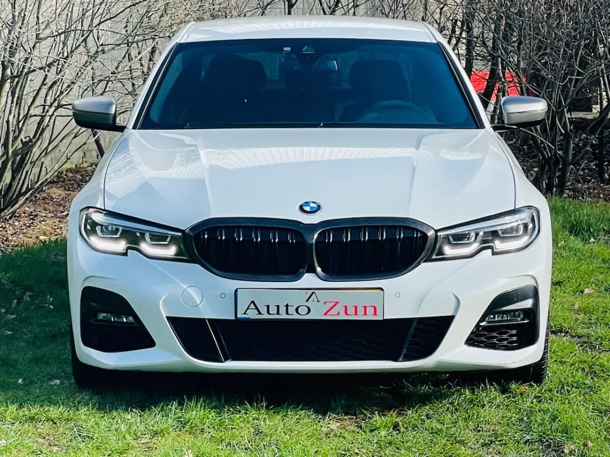 320i Business Edition M Sport pakket Automaat Navi CarPlay Carbon pakket/NL Auto