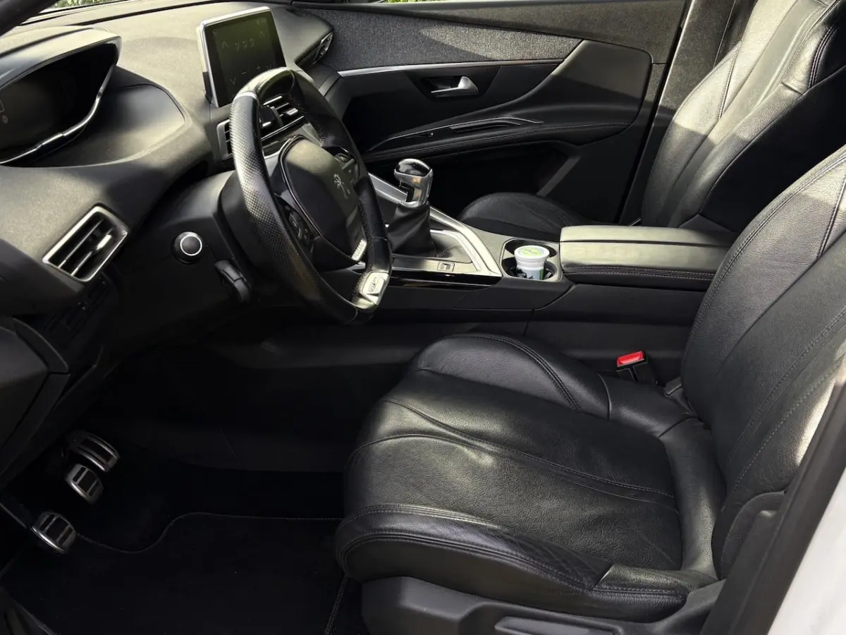1.2 PureTech GT-Line/Leer/7 Pers NL Auto