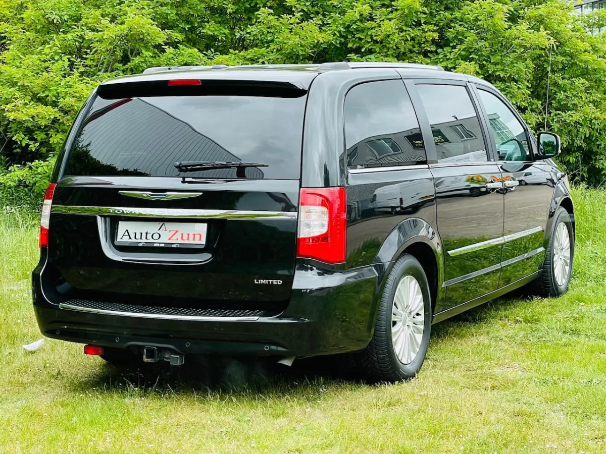 Limited Edition 3.6 V6 Stow&Go/3XTV/DVD
