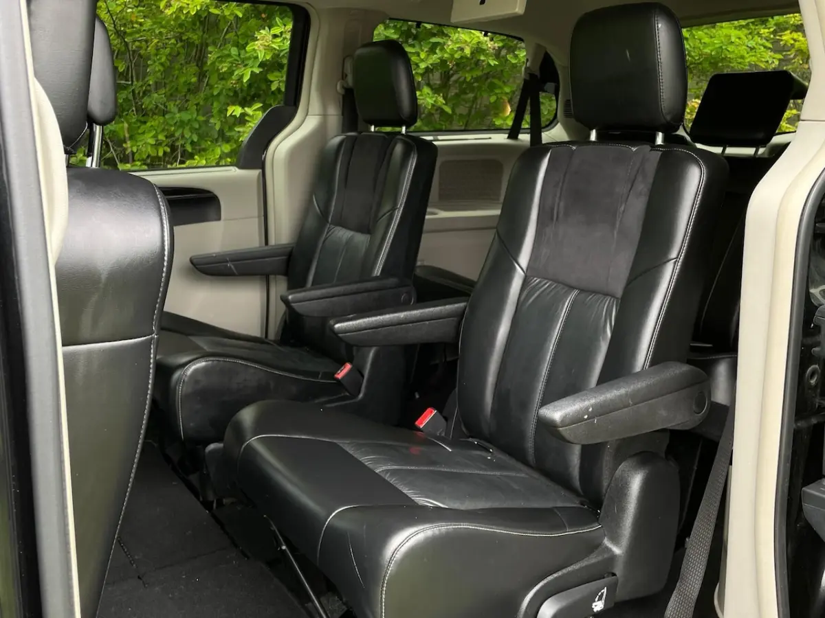 Limited Edition 3.6 V6 Stow&Go/3XTV/DVD