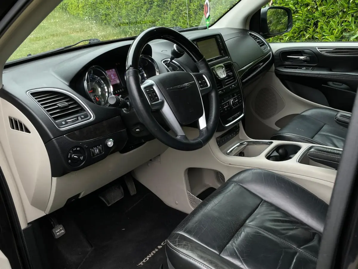 Limited Edition 3.6 V6 Stow&Go/3XTV/DVD
