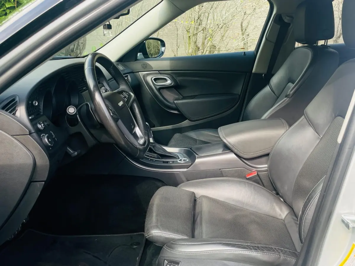 2.8T Aero Exklusiv XWD/Leer/Automaat (Bij 2010)