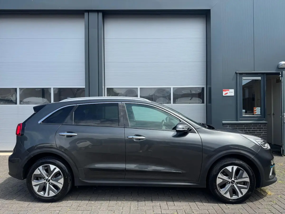 DynamicPlusLine 39 kWh 100% SoH [ Open dak | Stoel & stuur VW | Achteruitrijcamera | Carpl