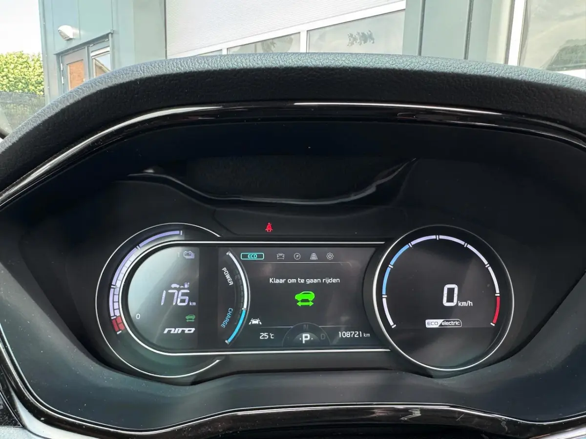 DynamicPlusLine 39 kWh 100% SoH [ Open dak | Stoel & stuur VW | Achteruitrijcamera | Carpl