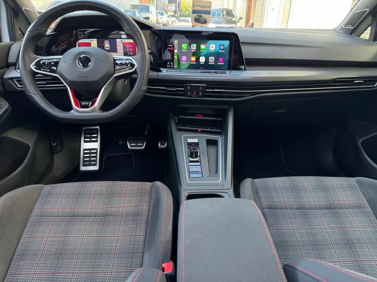 2.0 TSI GTI [ Pano | IQ.Light | H&K | Trekhaak | 19" | Dodehoek | Draadloos laden]