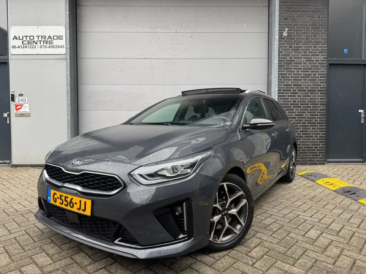 Ceed 1.4 T-GDi GT-Line [ Open dak | Stuur&Stoel VW | Achteruitrijcamera | AFN. Trekhaak |