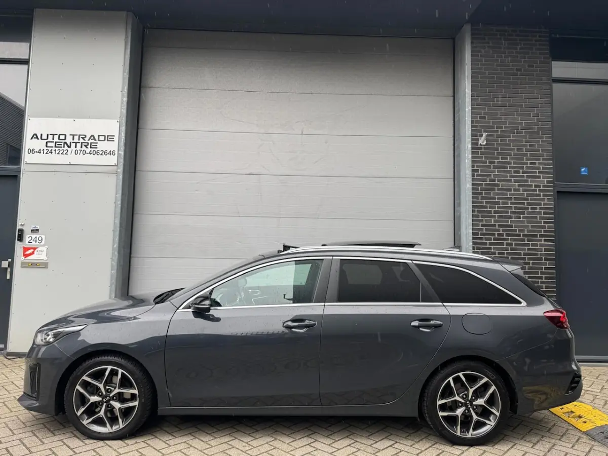 Ceed 1.4 T-GDi GT-Line [ Open dak | Stuur&Stoel VW | Achteruitrijcamera | AFN. Trekhaak |