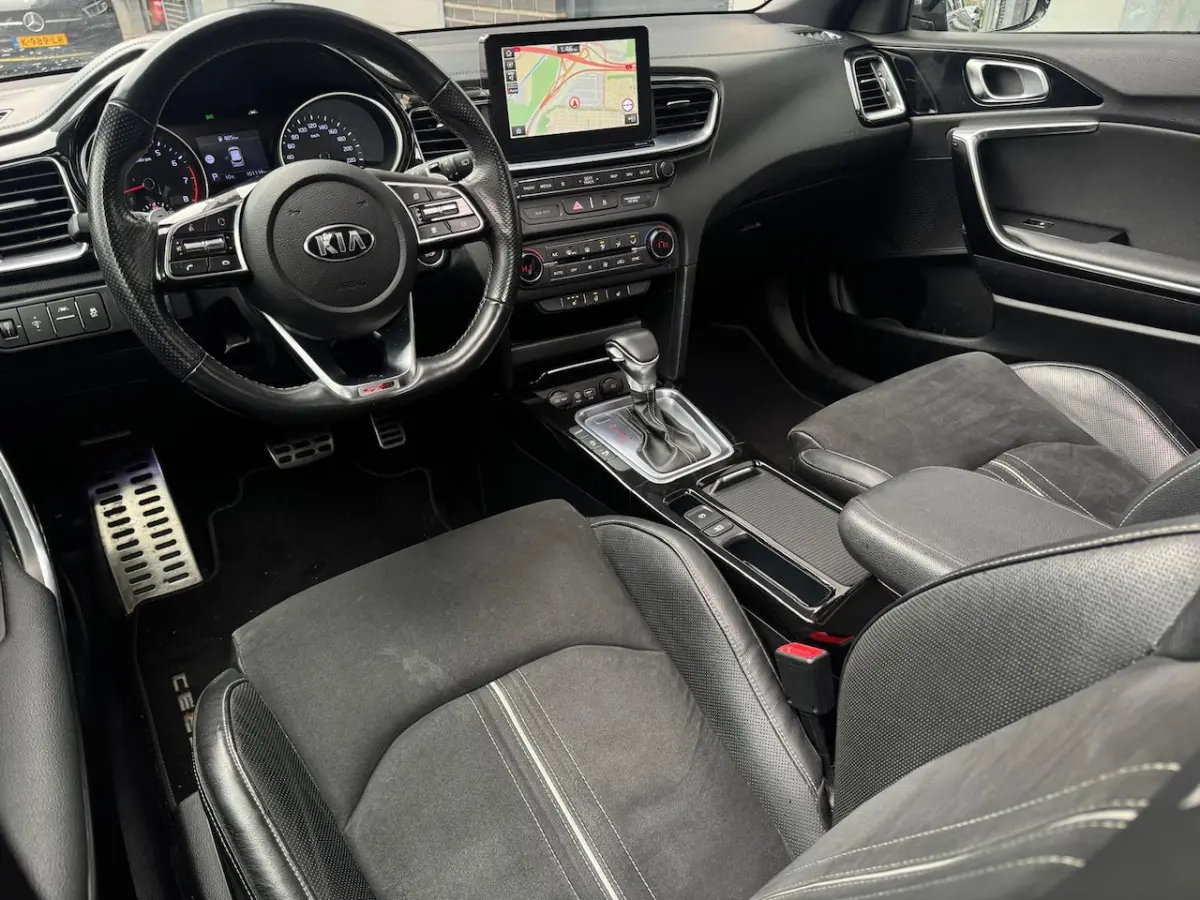 Ceed 1.4 T-GDi GT-Line [ Open dak | Stuur&Stoel VW | Achteruitrijcamera | AFN. Trekhaak |