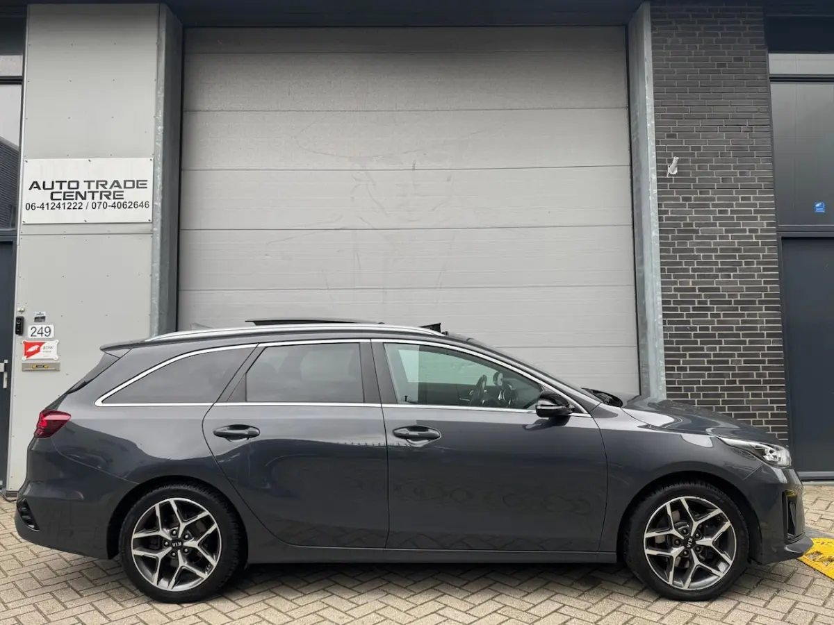 Ceed 1.4 T-GDi GT-Line [ Open dak | Stuur&Stoel VW | Achteruitrijcamera | AFN. Trekhaak |