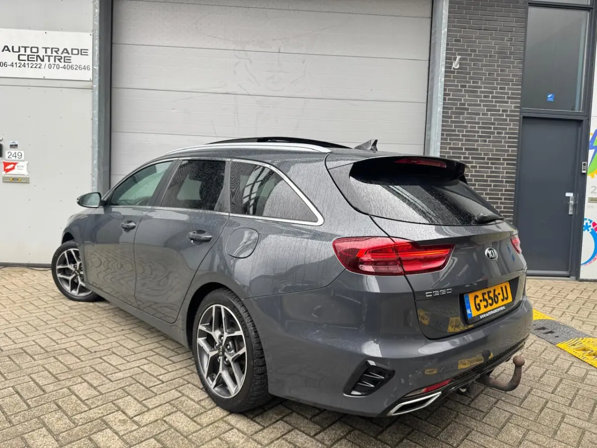 Ceed 1.4 T-GDi GT-Line [ Open dak | Stuur&Stoel VW | Achteruitrijcamera | AFN. Trekhaak |