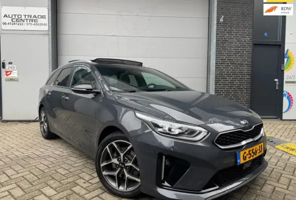 Ceed 1.4 T-GDi GT-Line [ Open dak | Stuur&Stoel VW | Achteruitrijcamera | AFN. Trekhaak |