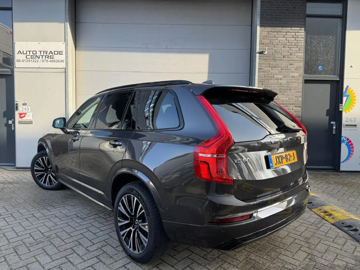 2.0 T8 Recharge AWD Ultimate Bright 7p. [Luchtvering | H&K | HUD | Memory | 360 camera]