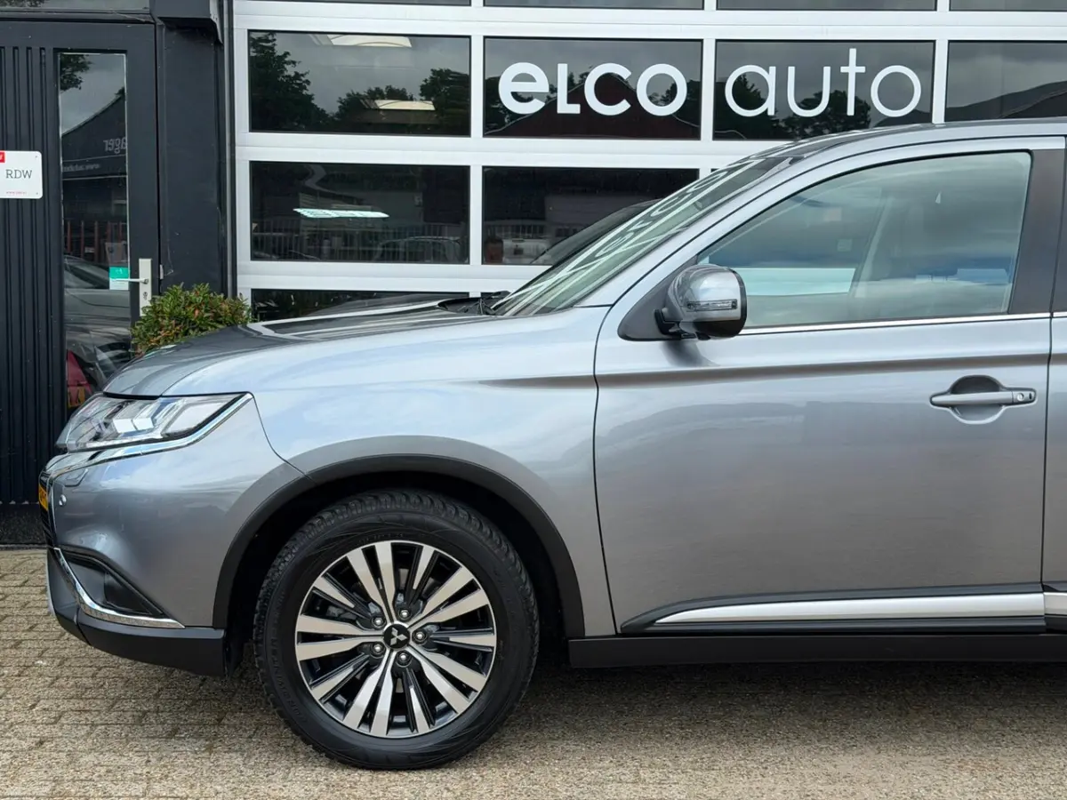 2.0 2WD Limited+ / 7P/360Â°/Leder/1ste eigenaar