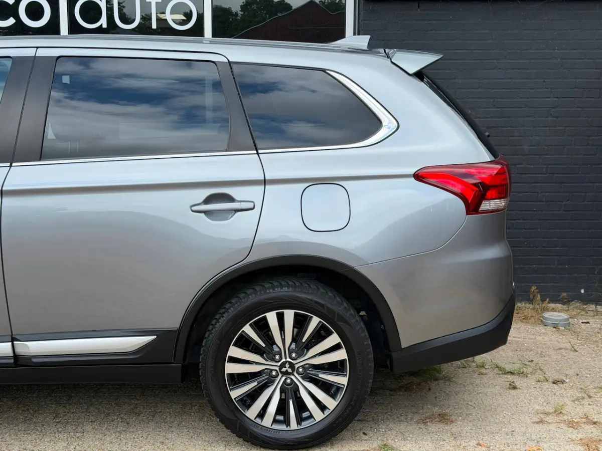 2.0 2WD Limited+ / 7P/360Â°/Leder/1ste eigenaar
