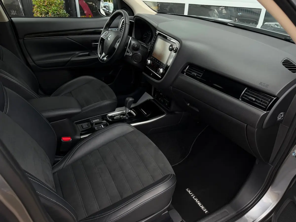 2.0 2WD Limited+ / 7P/360Â°/Leder/1ste eigenaar