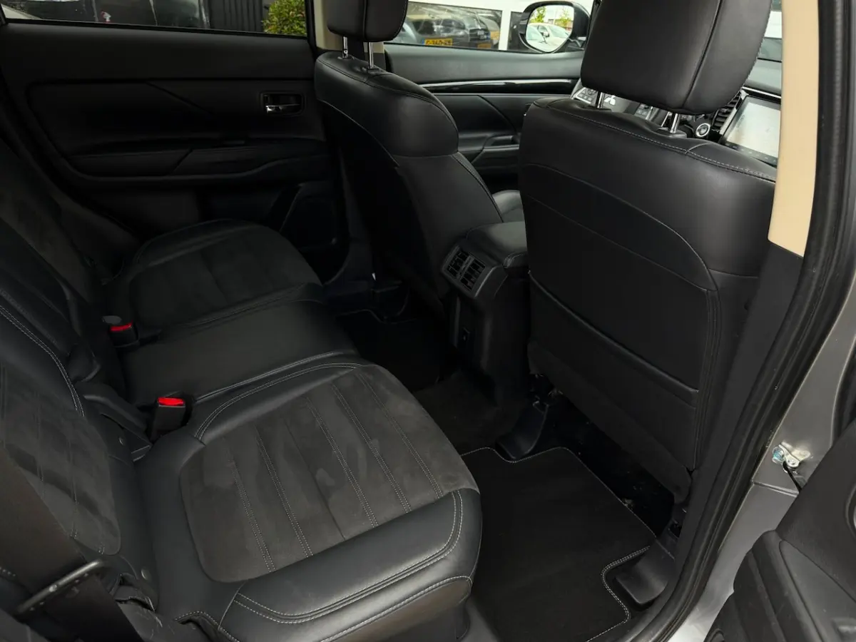 2.0 2WD Limited+ / 7P/360Â°/Leder/1ste eigenaar