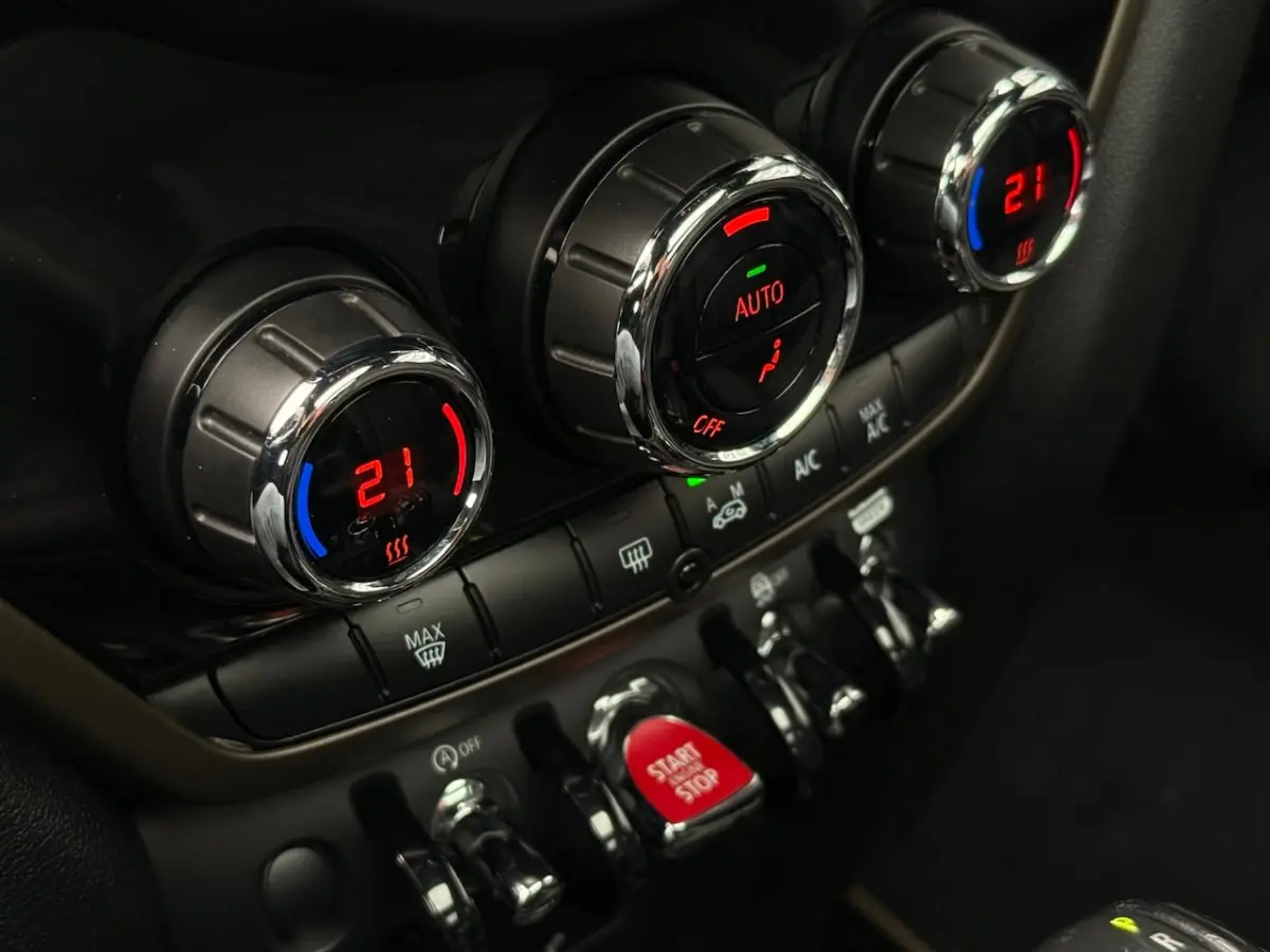 1.5 Cooper Chili / Pano / CarPlay / Trekhaak