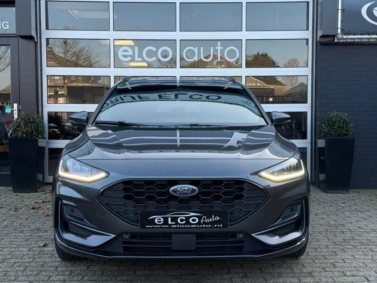 1.0 EcoBoost Hybrid ST Line Carbon