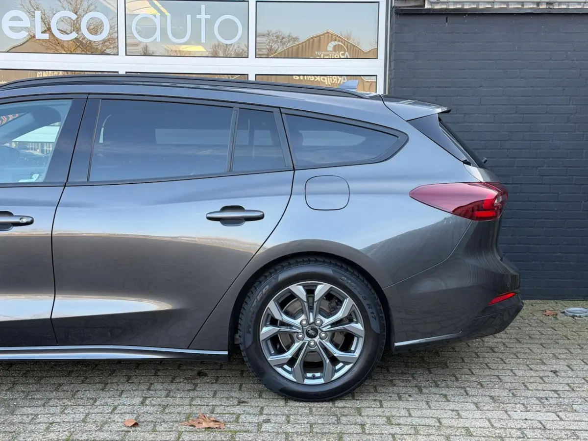 1.0 EcoBoost Hybrid ST Line Carbon