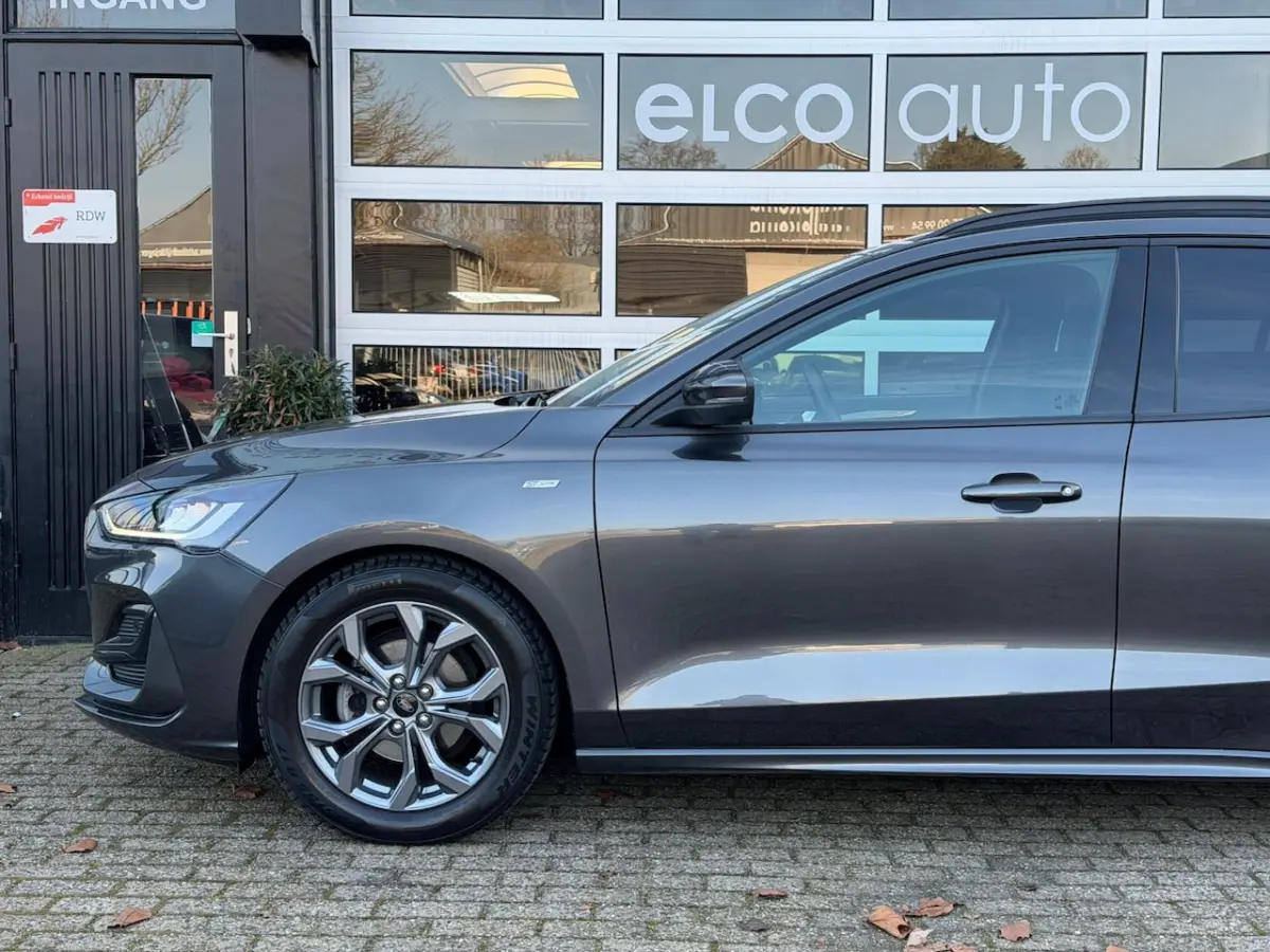 1.0 EcoBoost Hybrid ST Line Carbon