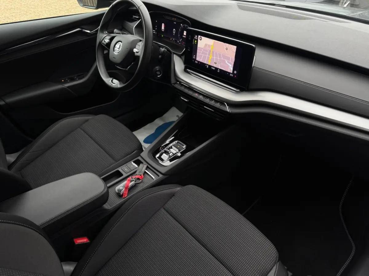 1.0 e-TSI Business Edition / ACC / 18'inch