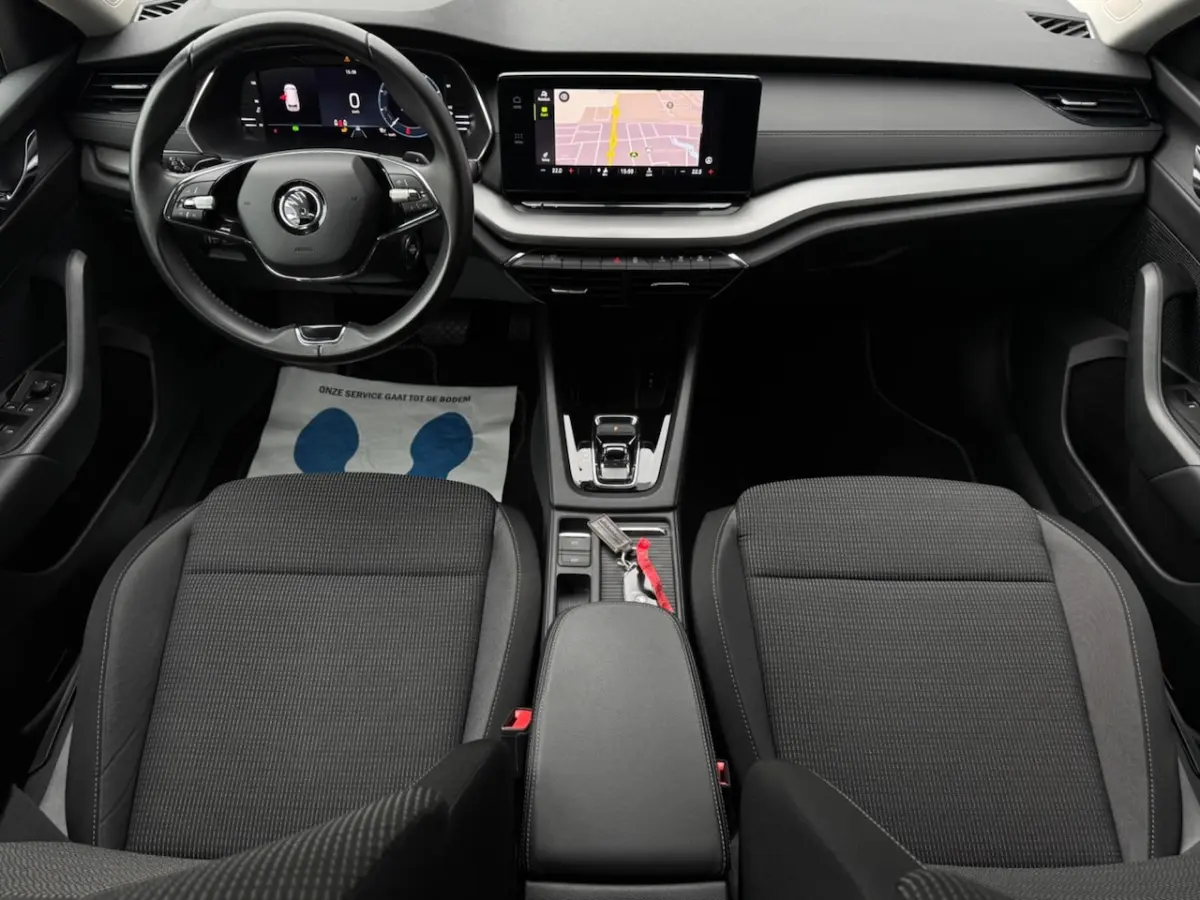 1.0 e-TSI Business Edition / ACC / 18'inch