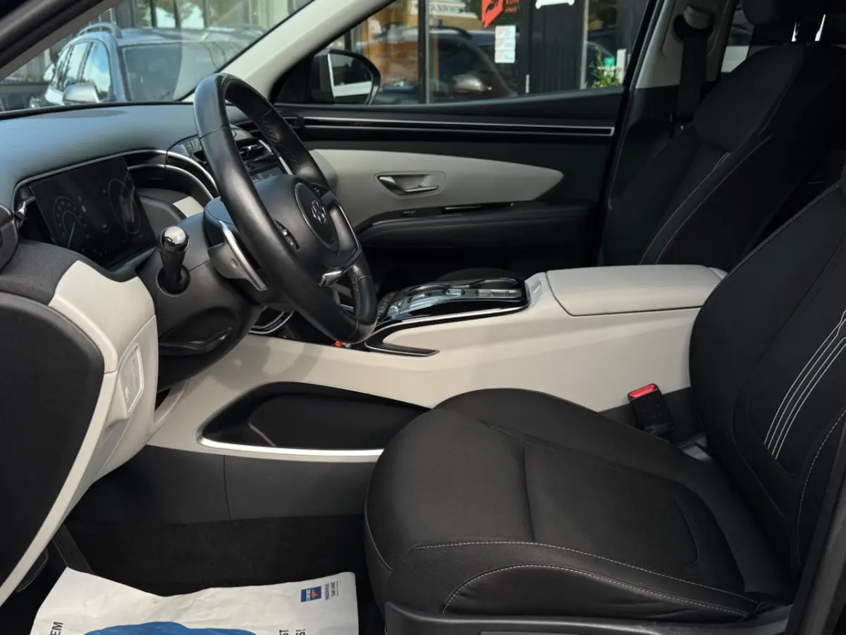 230pk Smart Hybrid Exellence Premium HEV