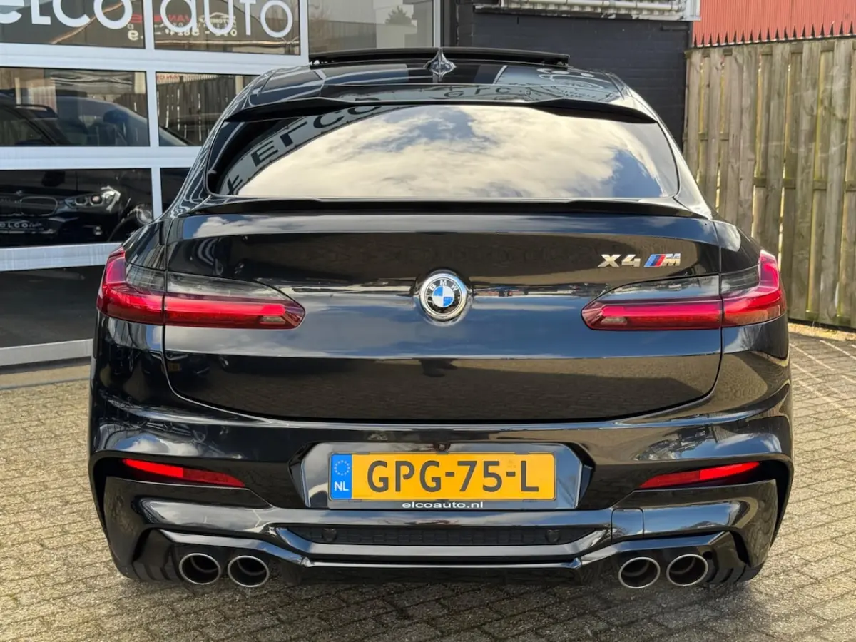 M 480pk / Carbon / Pano / CarPlay