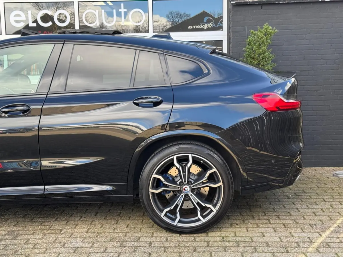 M 480pk / Carbon / Pano / CarPlay