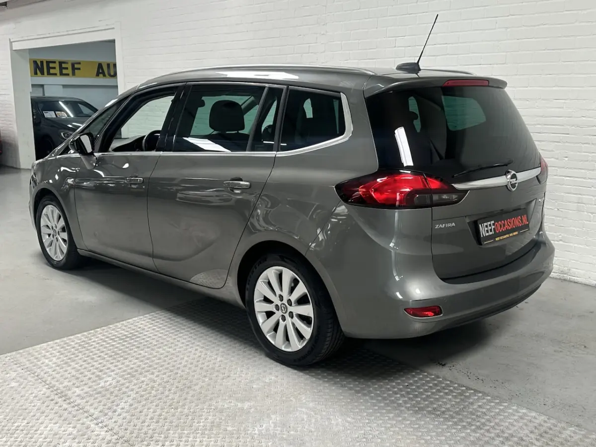 1.4 Turbo Business Executive 7p. CLIMA / CRUISE / CAMERA / LMV
