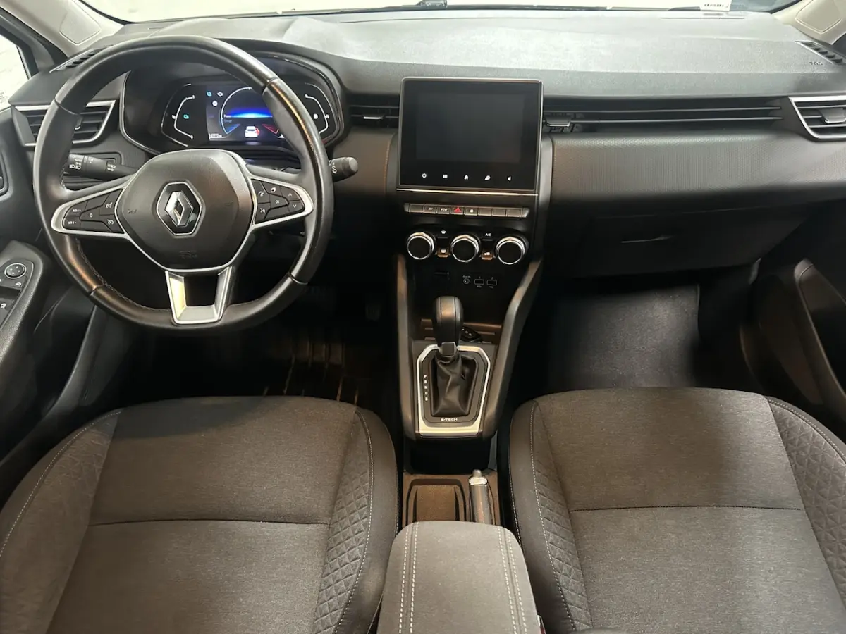 1.6 E-Tech Hybrid Business CLIMA / CRUISE / HYBRID 140 PK