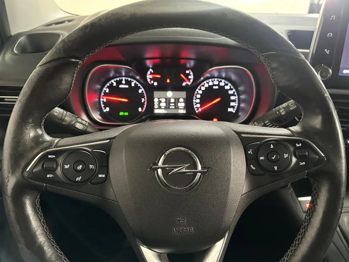 1.2 Turbo L1H1 Edition CLIMA /CRUISE/ CAMEA /TREKHAAK VOLE OPTIES MET GARANTIE