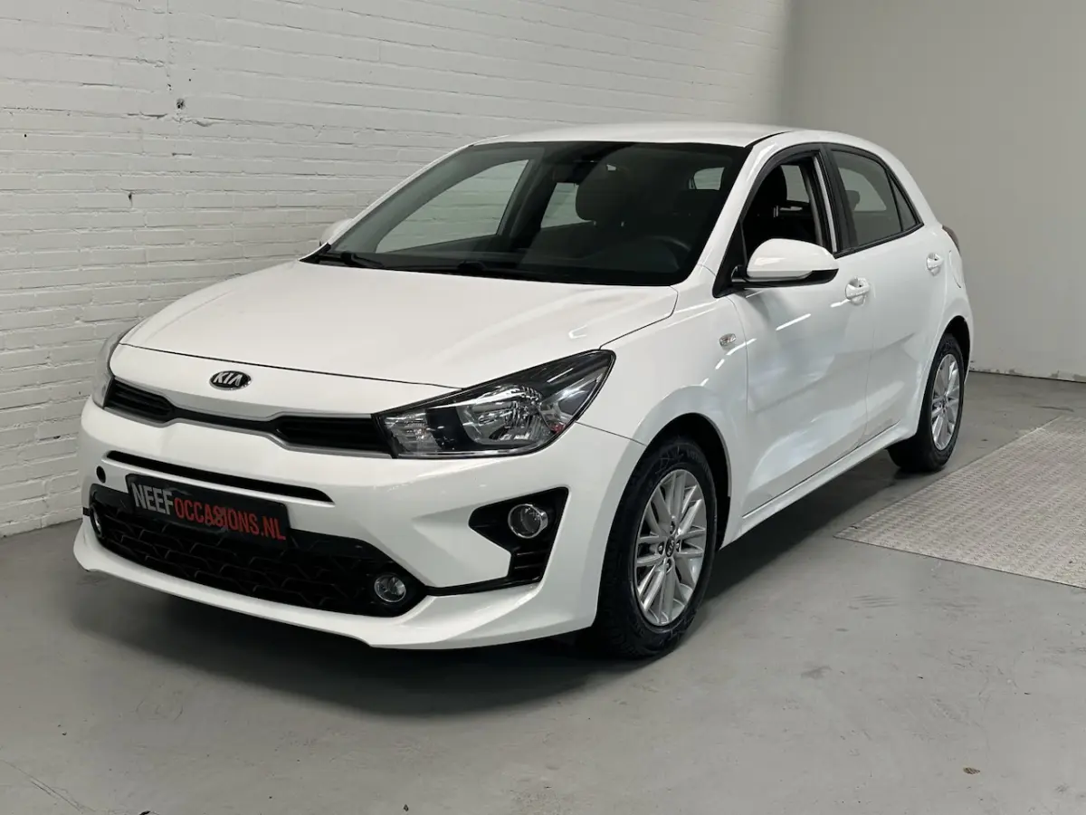 1.2 T-GDi AIRCO / CAMERA / CARPLAY / NAVI/ CRUISE