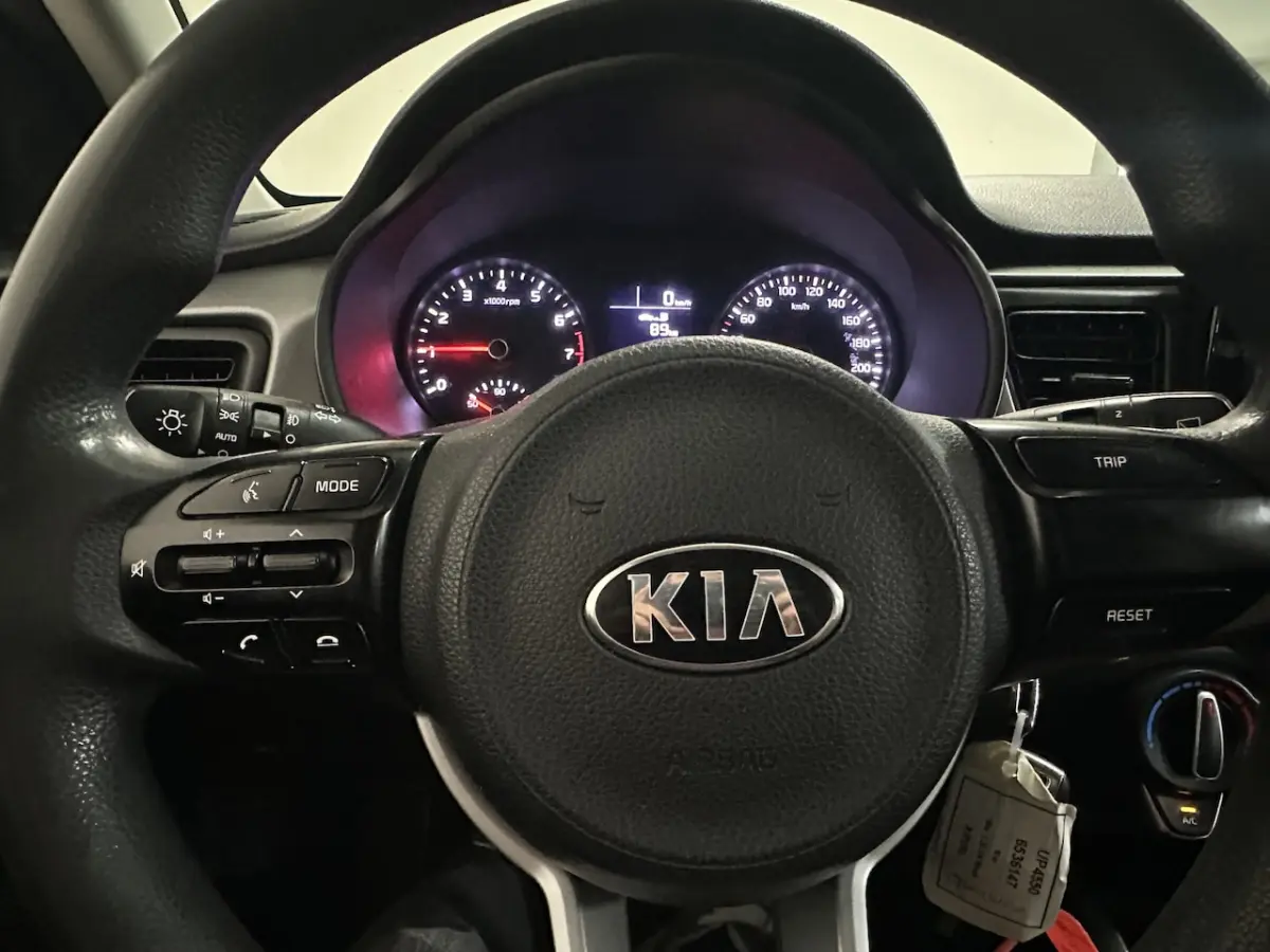1.2 T-GDi AIRCO / CAMERA / CARPLAY / NAVI/ CRUISE