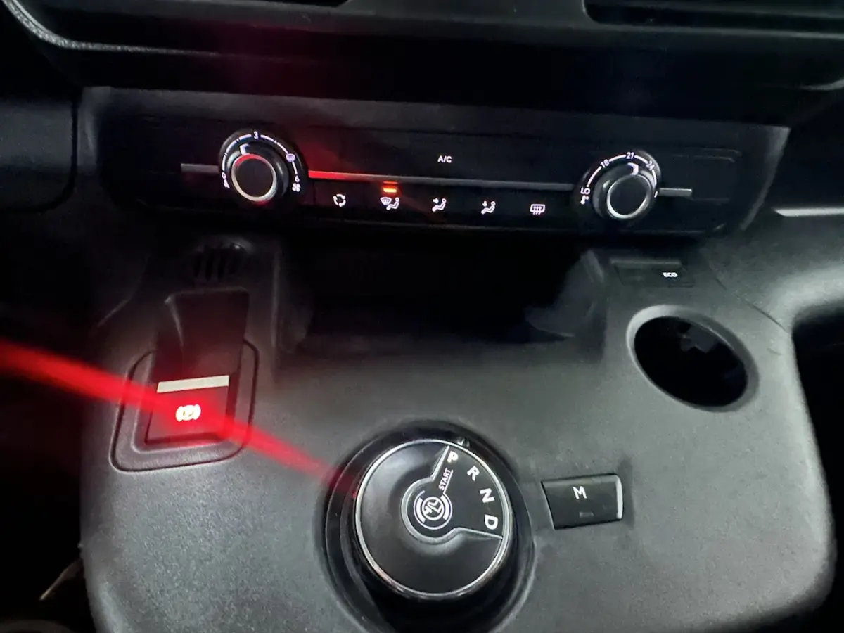 1.5 BlueHDI CLIMA / CRUISE / NAVI / ELK.PAKKET