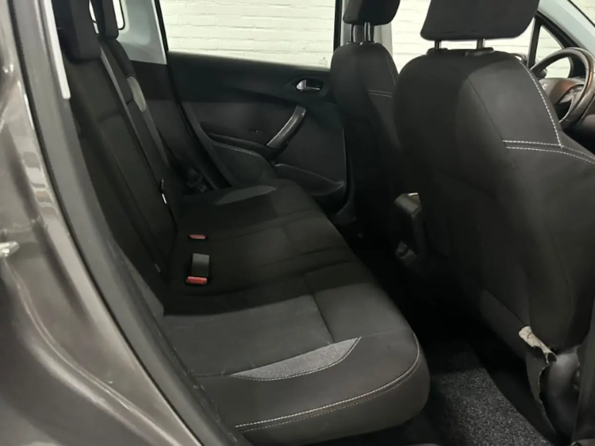 1.2 PureTech Active AIRCO / CRUISE /NAVI