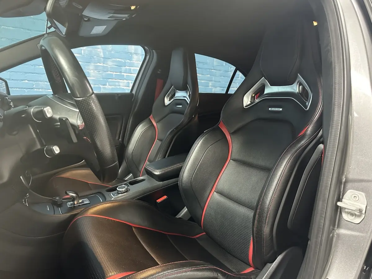 AMG 45 4MATIC AMG SPORT / LEER / LMV /470pk Auto rijd goed